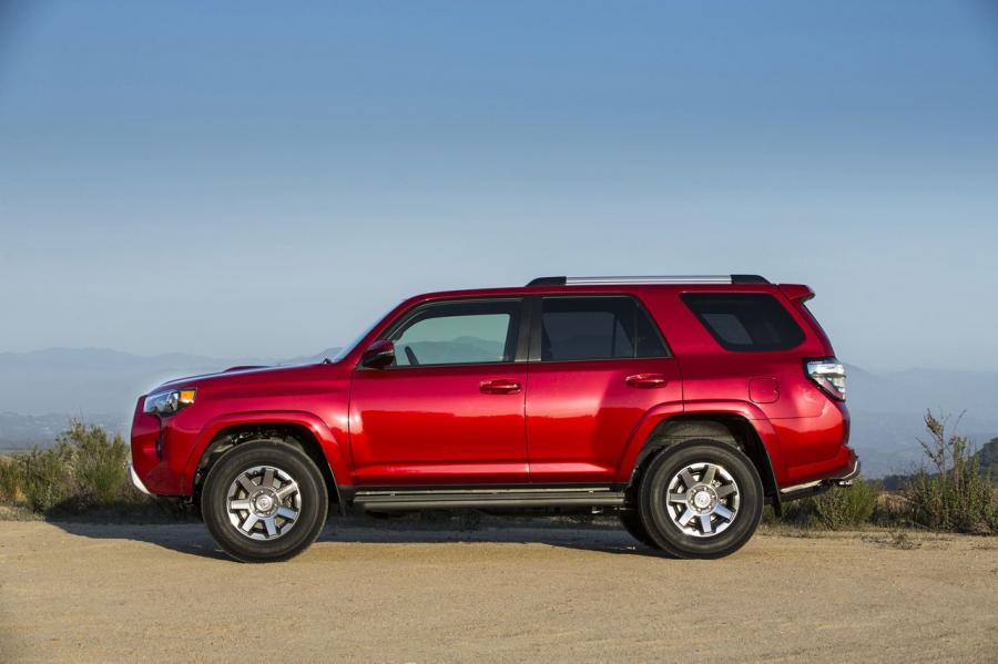  Toyota 4Runner 2014 года  (фото 30 из 55)